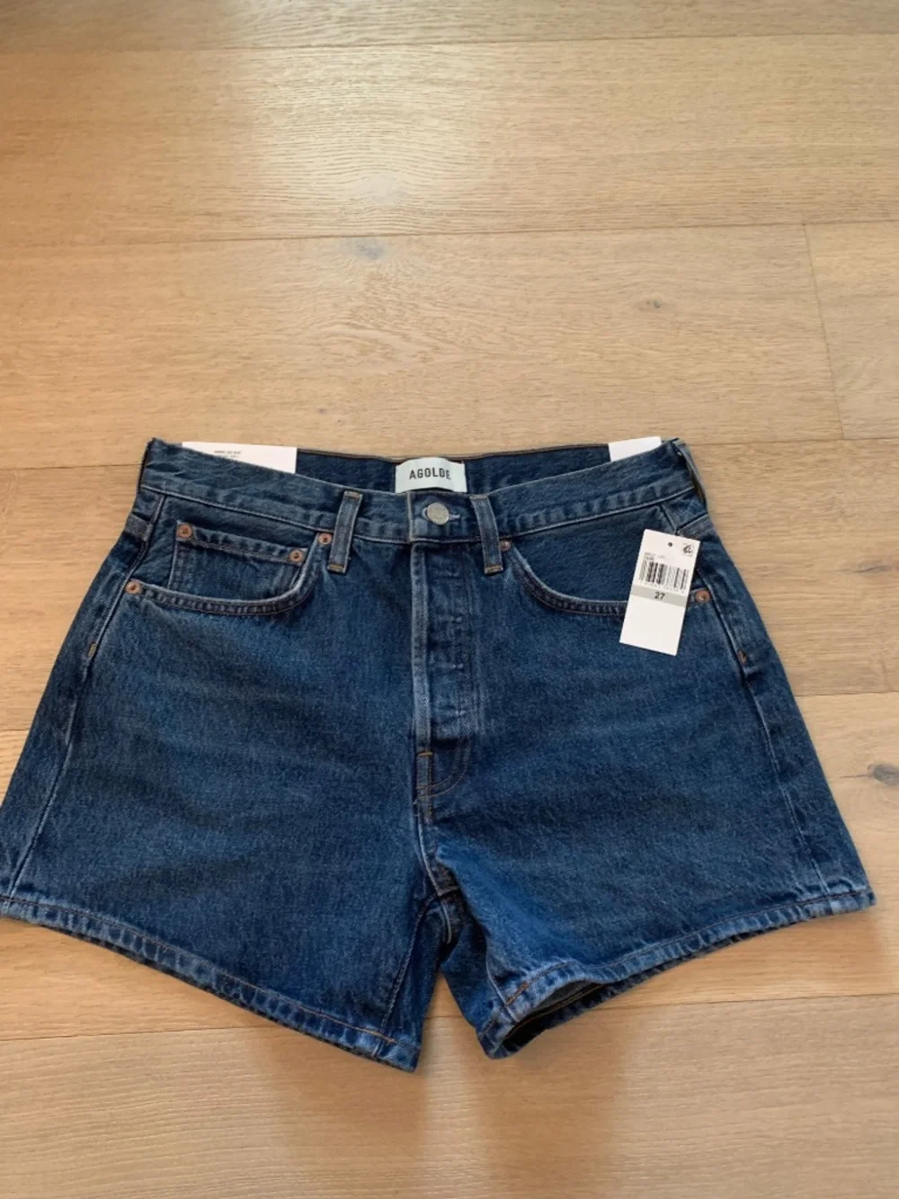 NWT - AGOLDE Parker Long Dark Denim Shorts